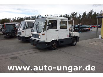 Pushback tractor Multicar M26 Champion Flugzeugschlepper Doka GSE Airport Push Back Industrieschlepper: picture 2 Pushback tractor Multicar M26 Champion Flugzeugschlepper Doka GSE Airport Push Back Industrieschlepper: picture 2