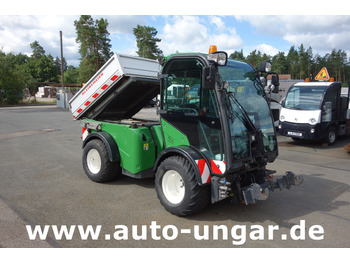 Municipal tractor
