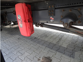 Box truck Renault D10.210 7m Koffer: picture 3