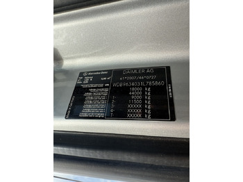 Tractor unit Mercedes-Benz Actros 1842LS Kran HMF 2020 bis 18 Meter: picture 4 Tractor unit Mercedes-Benz Actros 1842LS Kran HMF 2020 bis 18 Meter: picture 4