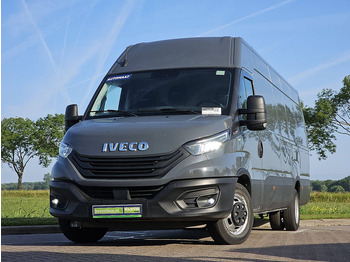 Panel van IVECO Daily 35c18