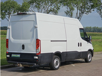 Leasing of Iveco Daily 35S14       L2H2 Airco Automaat! Iveco Daily 35S14       L2H2 Airco Automaat!: picture 3