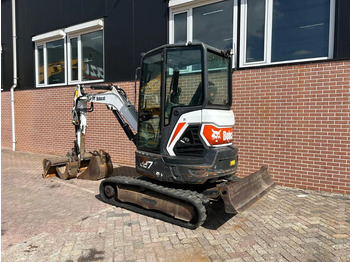 Mini excavator Bobcat E27: picture 2