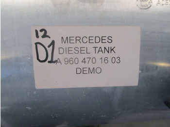 Fuel tank Mercedes-Benz A 960 470 16 03 BRANDSTOFTANK NIEUW! ZONDER STEUNEN: picture 4