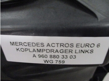 Cab and interior for Truck Mercedes-Benz A 960 880 33 03 Actros Mp4 Koplampdrager Links Nieuw en gebruikt!: picture 2