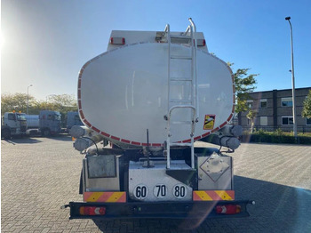 Tank truck Volvo FL7-290 / 5 COMPARTIMENTS / 13000 LITER TOTAL / PUMP / AUTOMATIC / EURO-5 / 2009: picture 4