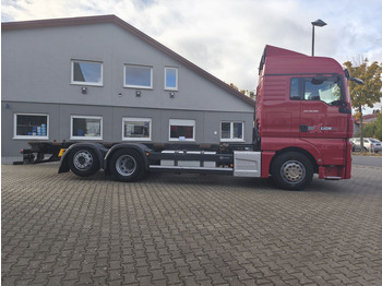 Cab chassis truck MAN TGX 26.500 BDF 6x2 Euro 6 Standard Lift+Lenk (29): picture 4