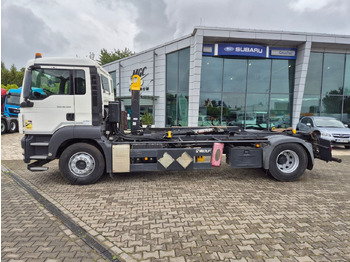 Container transporter/ Swap body truck MAN TGS 18.320