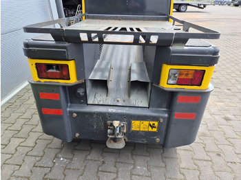 Tow tractor Still R 07-25 , NO Battery , NEW Tires: picture 4 Tow tractor Still R 07-25 , NO Battery , NEW Tires: picture 4