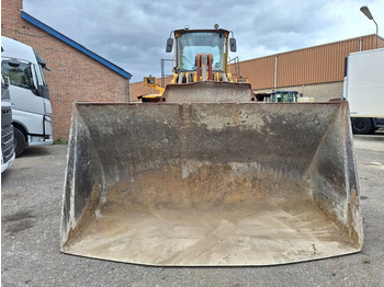 Wheel loader Volvo L220D: picture 2
