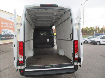 Panel van Iveco Daily 35S16: picture 5
