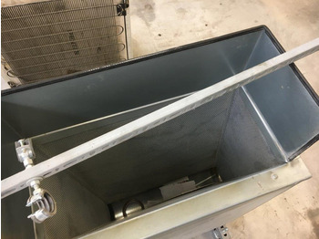 Paper cutting machine Polar Mohr chip extraction hopper: picture 3