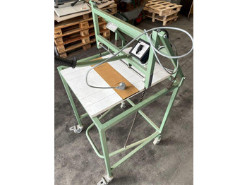 Binding machine