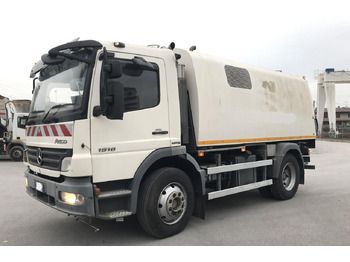 Road sweeper BUCHER