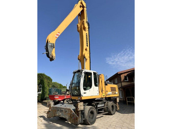 Waste/ Industry handler Liebherr 934C EPA: picture 2