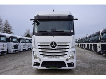 Tractor unit Mercedes-Benz Actros 5 1845 BigSpace: picture 2