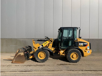 Wheel loader CATERPILLAR 906M