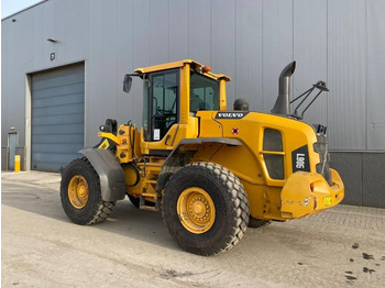 Wheel loader Volvo L 90 G: picture 2