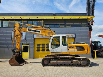 Crawler excavator LIEBHERR