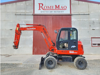 Wheel excavator DAEWOO