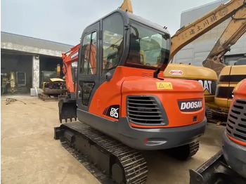 Crawler excavator 90% new Korea Doosan 6ton dx60 Used  excavator in stock: picture 5