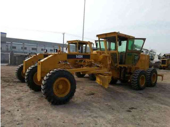 Grader Japan Famous Brand Grader Motor used CAT 140H Used Motor Grader in good condition for sale: picture 4 Grader Japan Famous Brand Grader Motor used CAT 140H Used Motor Grader in good condition for sale: picture 4