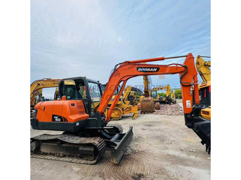Crawler excavator DOOSAN DH60-7