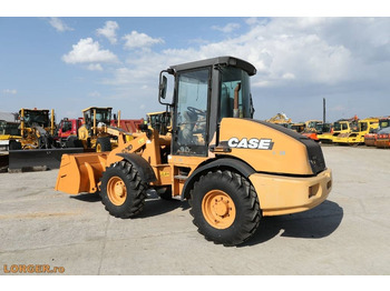 Wheel loader Case 211 D: picture 2