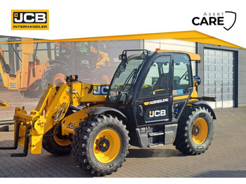 Telescopic handler JCB