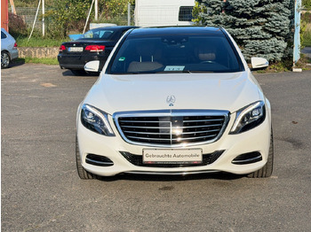Sedan MERCEDES-BENZ