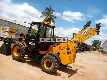 New Telescopic handler JCB 530-70: picture 4