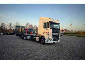 Autotransporter truck DAF XF 460
