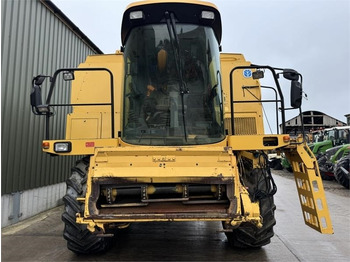 Harvester attachment New Holland New Holland TX66 c/w 20ft Header: picture 5