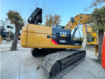 Crawler excavator CATERPILLAR 320D