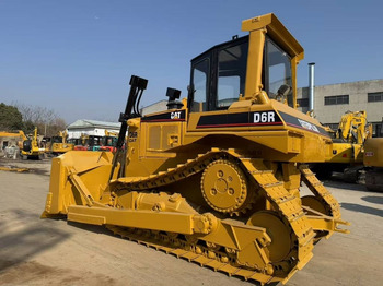 Bulldozer CAT D 6 R: picture 4