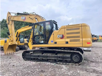 Crawler excavator CATERPILLAR 320