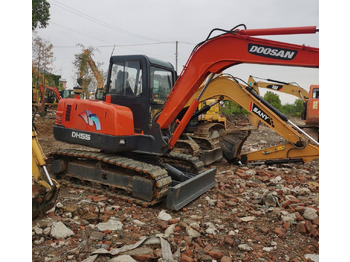 Crawler excavator DOOSAN DH55