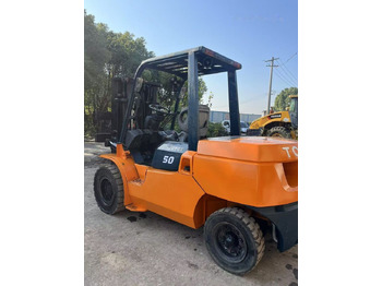 Diesel forklift Toyota 7FD50: picture 2