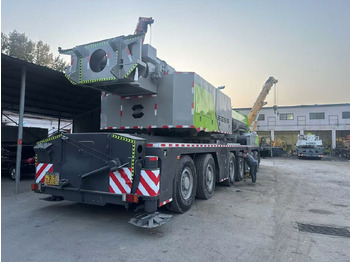 Mobile crane Zoomlion ZTC2000V: picture 2