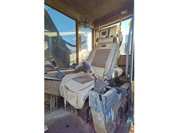 Crawler excavator CATERPILLAR E200B: picture 4