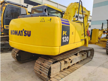 Crawler excavator KOMATSU PC130-7: picture 2
