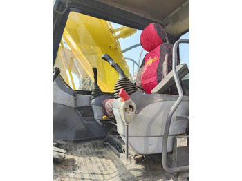 Crawler excavator KOMATSU PC200-7: picture 3