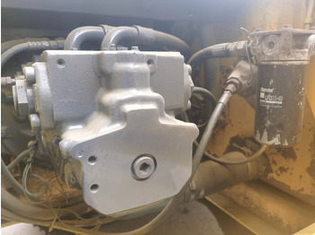 Crawler excavator KOMATSU PC200-7: picture 4