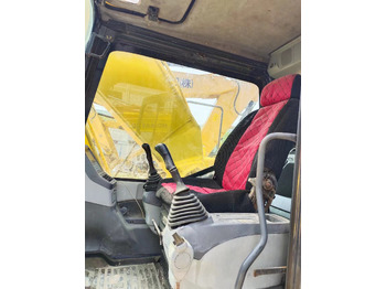 Crawler excavator KOMATSU PC200-7 PC200: picture 3