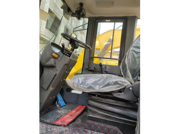 Wheel loader SDLG LG936L: picture 4