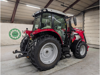 Farm tractor Massey Ferguson 5712S: picture 5