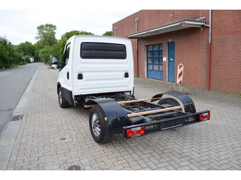 Cab chassis truck, Van Iveco Daily 35 S21 3,0 Automatik Luftfederung Tempomat: picture 5