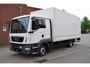 Curtain side van MAN