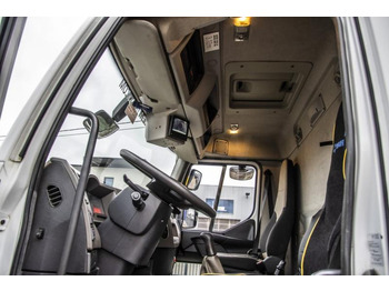 Leasing of Renault PREMIUM 280 DXI + 13000L ( 4COMP. +SOURCE+DOME ) Renault PREMIUM 280 DXI + 13000L ( 4COMP. +SOURCE+DOME ): picture 5