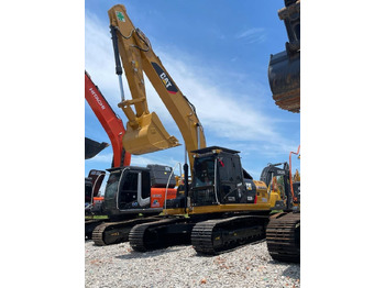 Crawler excavator CATERPILLAR 323